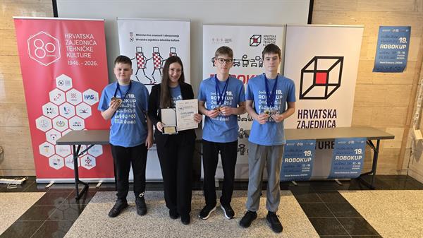 Ekipa Zajednice tehničke kulture grada Splita osvojila 1. mjesto na 19. Robokupu